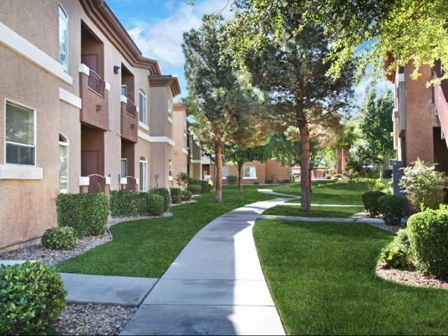 Parkside Villas Image 4