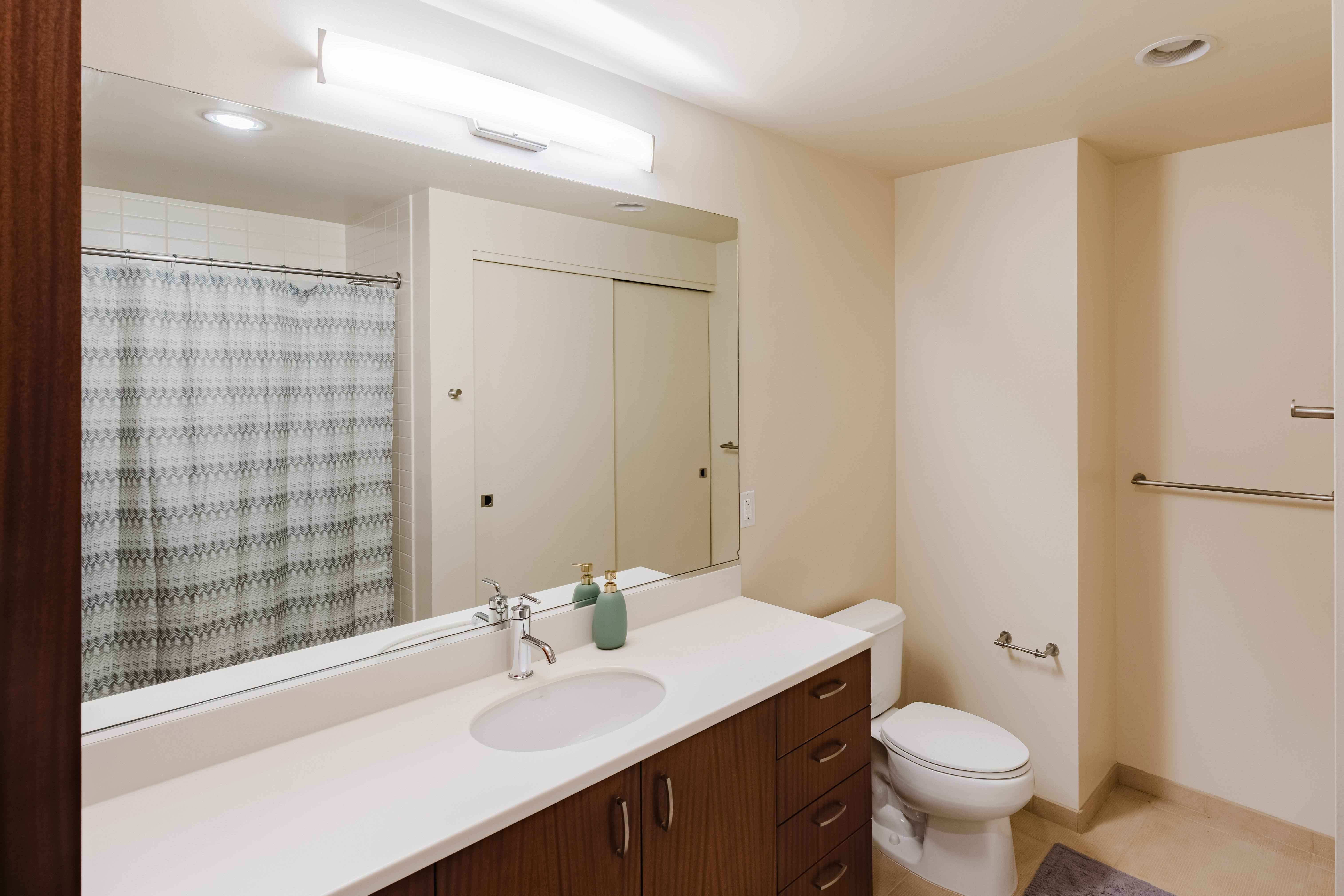 1x1 | Bath