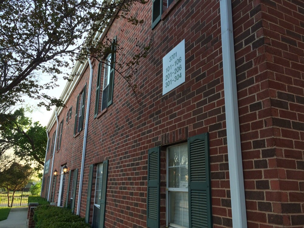 Easton Condos Image 10