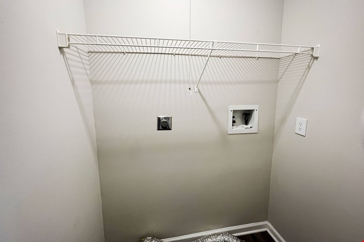 Woodhills Apartments Image 72