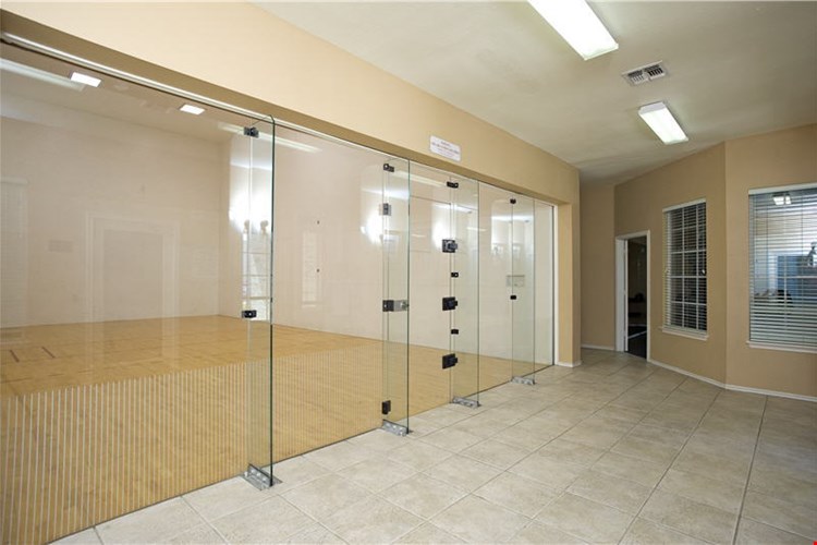 Stoneybrook Apartments & Townhomes Image 9