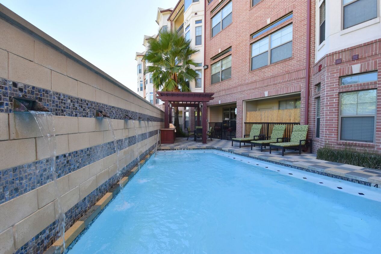 Midtown Grove Apartments Image 1