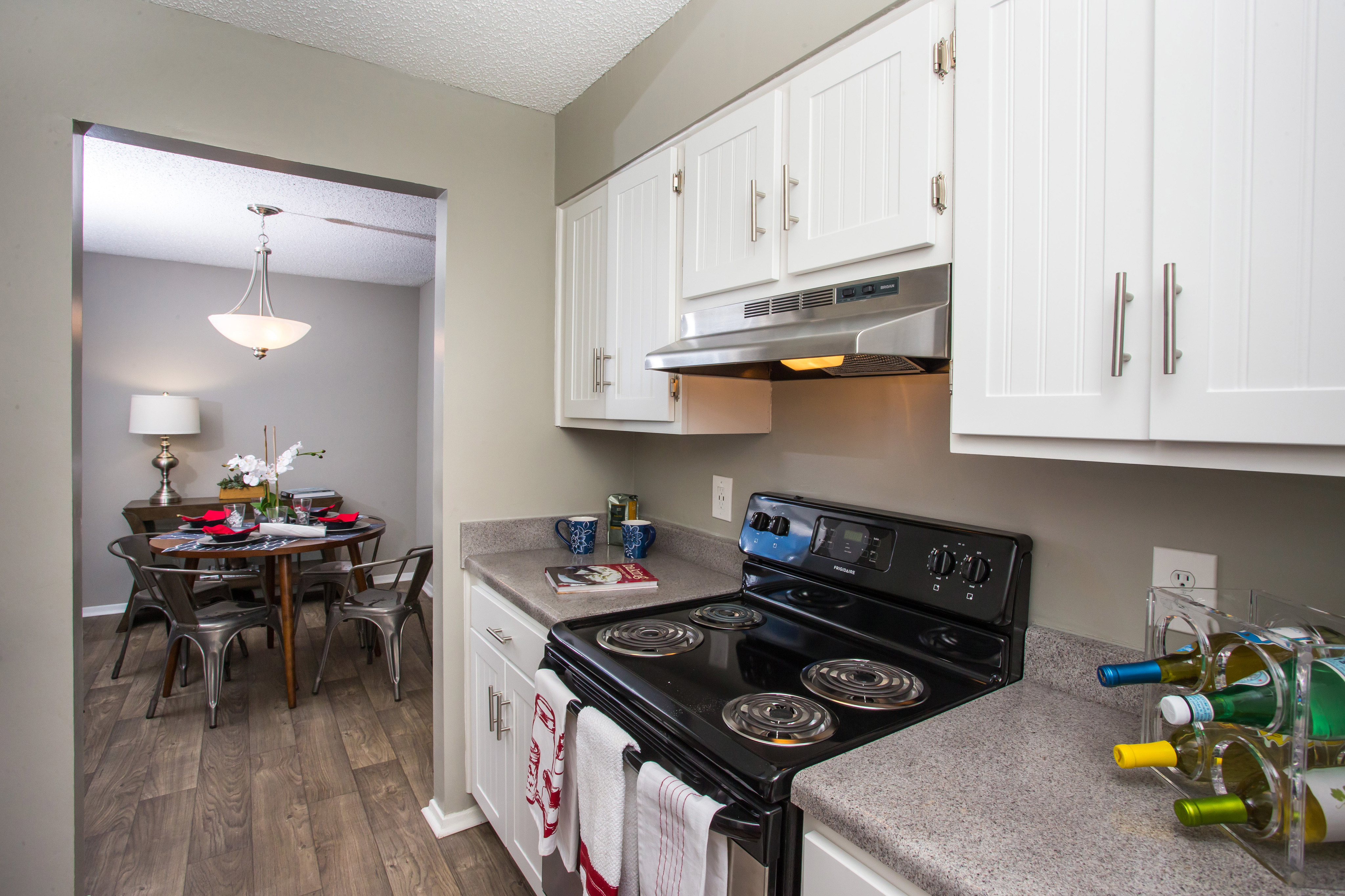 700 Riverchase Apartments Image 23