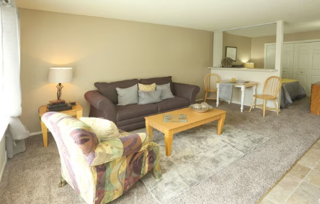 San Pedro Village Image 6