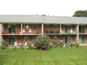 Manor House Apartments Image 4