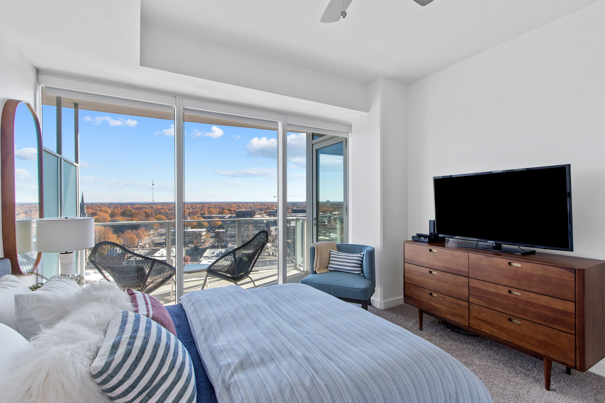 One City Center Apartments Image 6