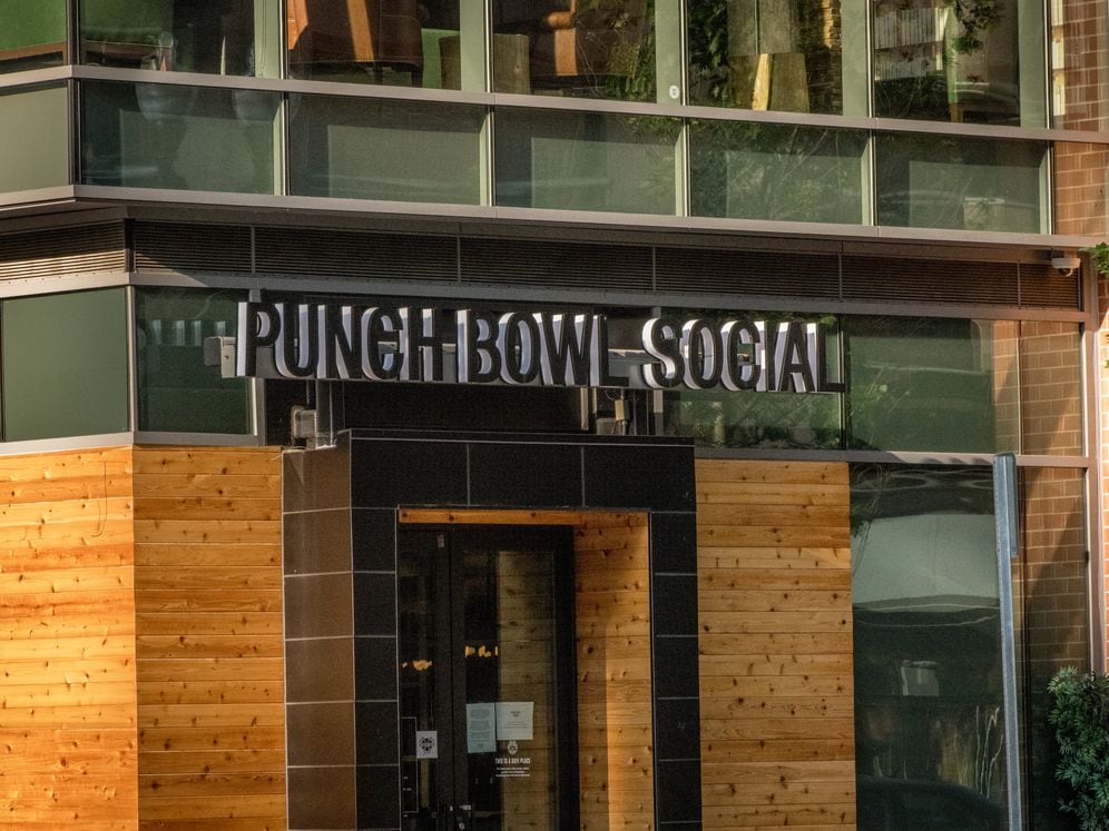 Near Ballston Quarter retail and dining options