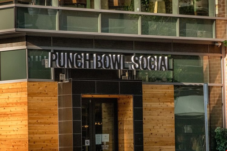 Near Ballston Quarter retail and dining options