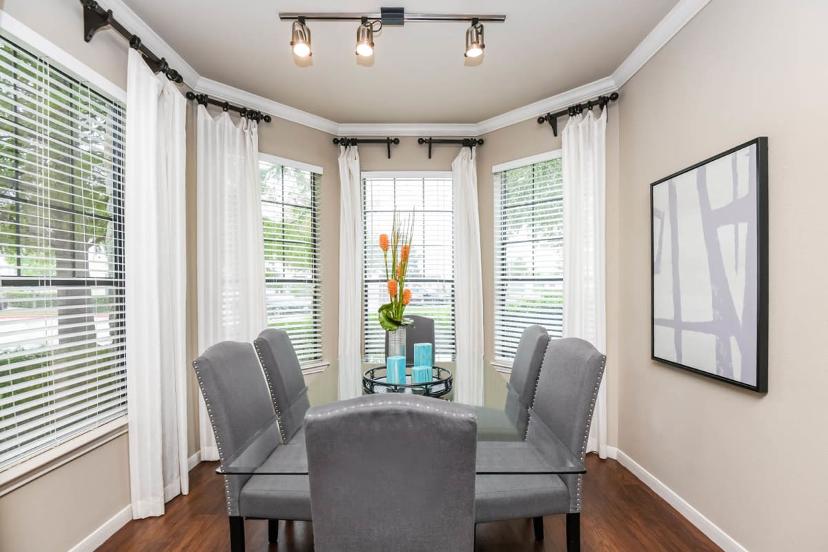 The Falls at Eagle Creek Image 10