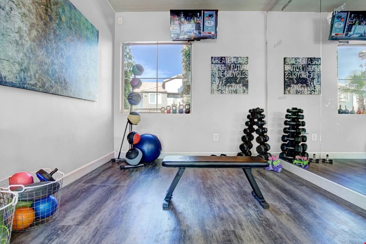 Discover your zen in our yoga studio, designed with everything you need for a tranquil practice.