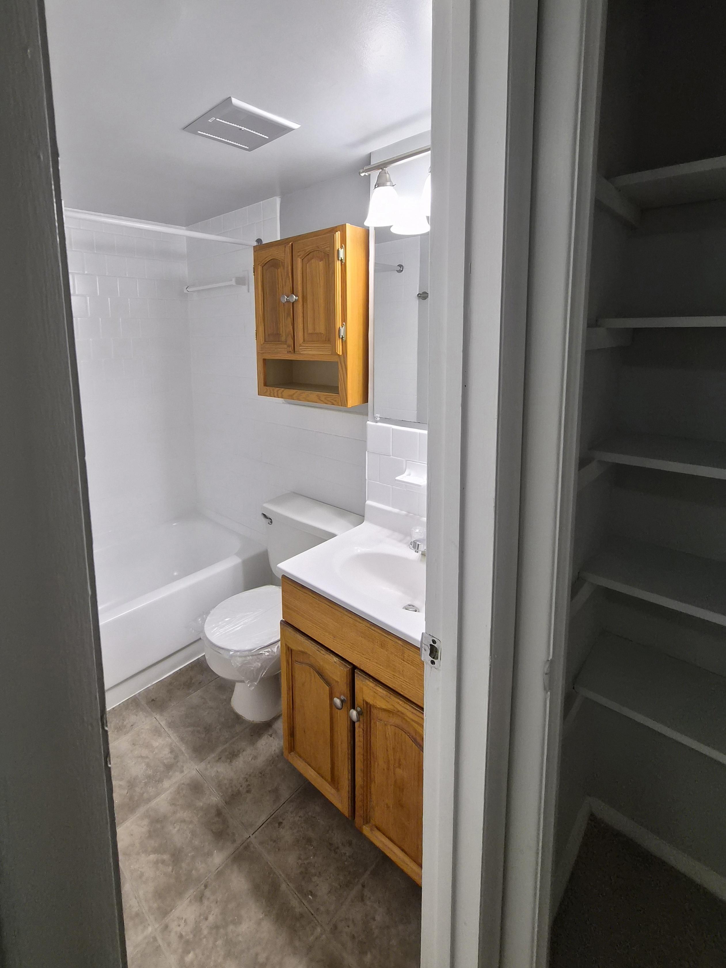 Woodbridge Forest Image 37