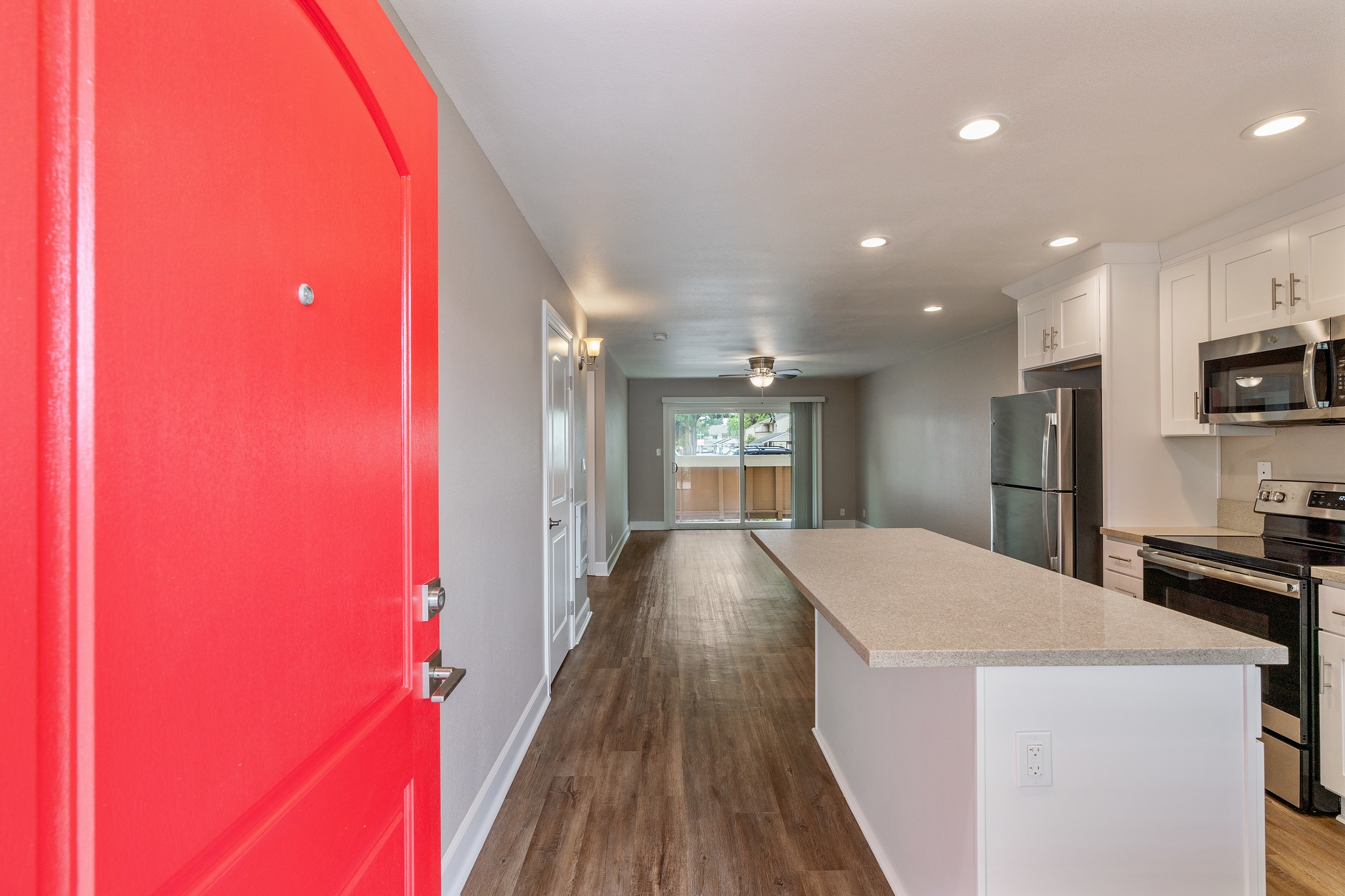 Pentagon Apartments Image 9