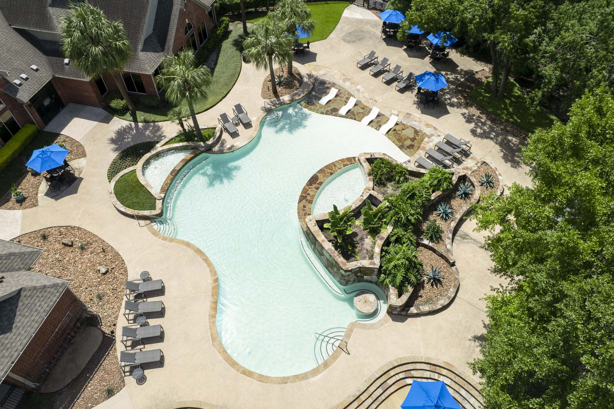 Camden Holly Springs Image 21