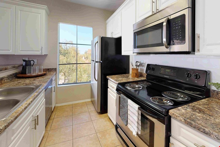 We present to you our kitchens boasting all stainless-steel appliances for a fresh, modern look.