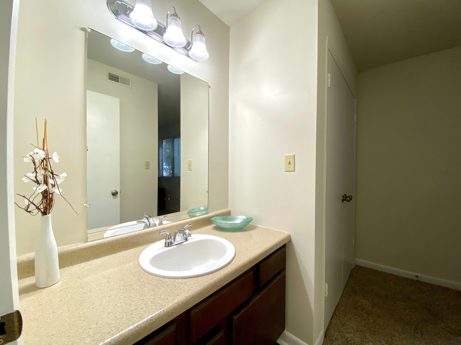 Woodview Terrace Image 5