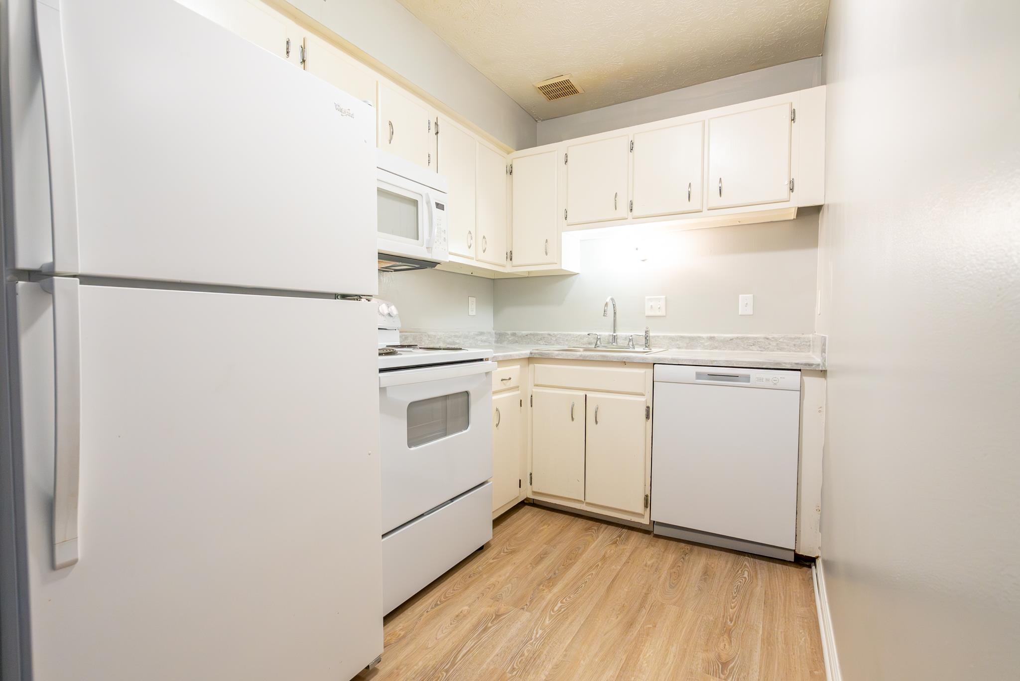 Tarpis Woods Image 1
