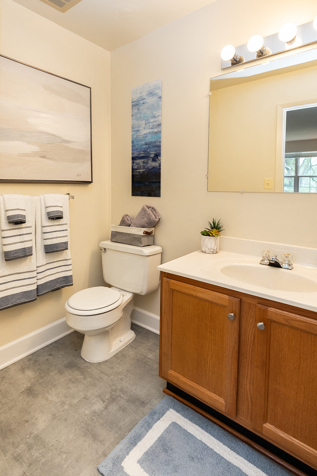 Woodridge Apartments Image 9