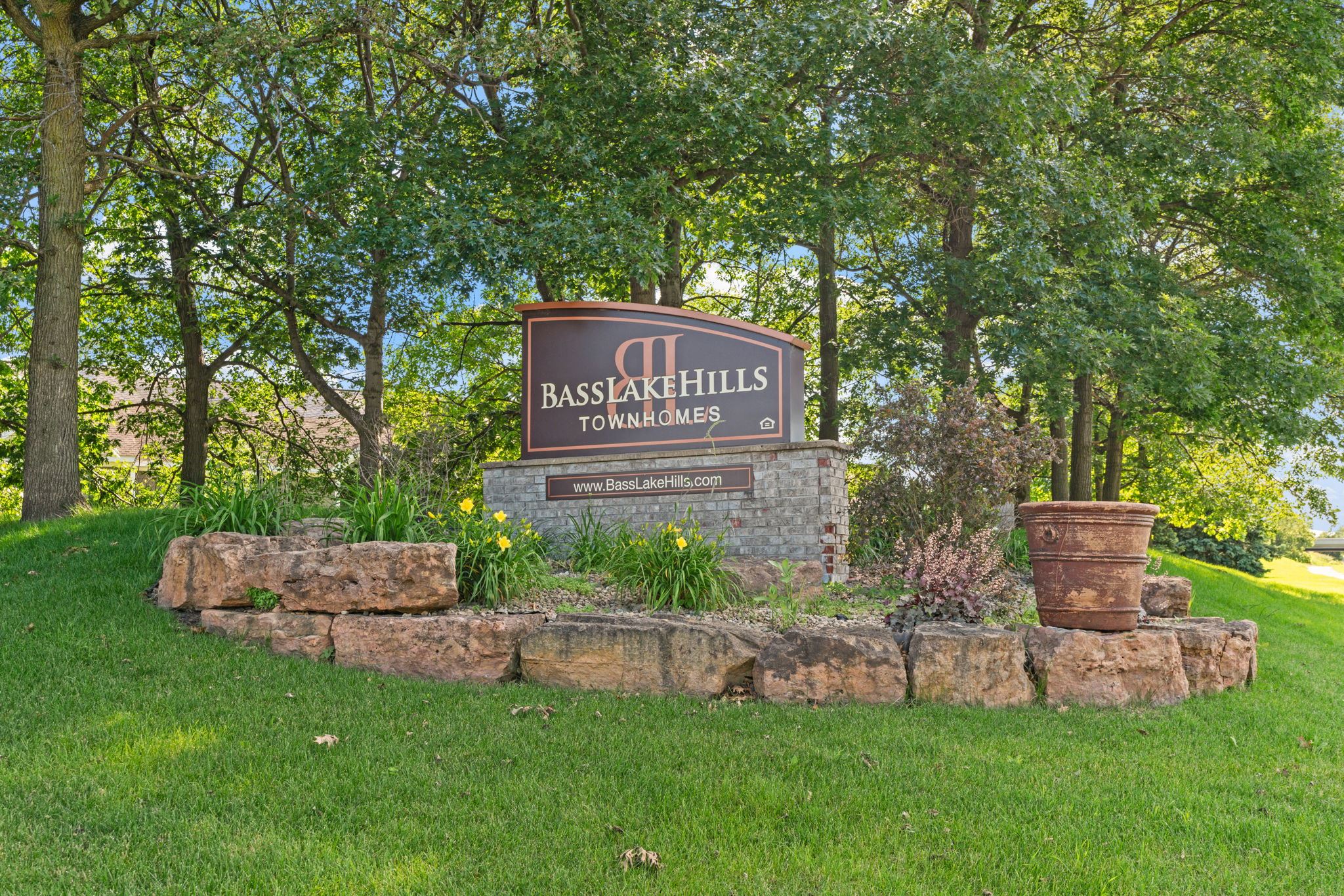 Bass Lake Hills Townhomes Image 45