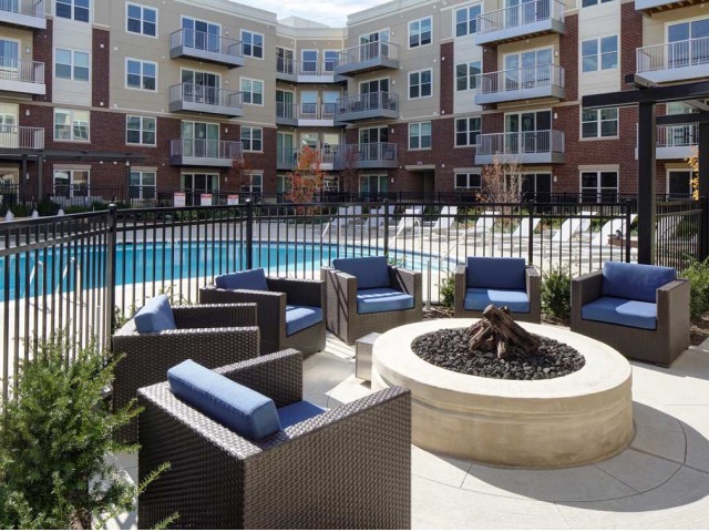 AMLI Deerfield Image 3