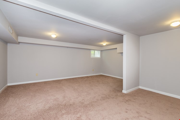 Scarborough Square Townhomes & Apartments Image 16