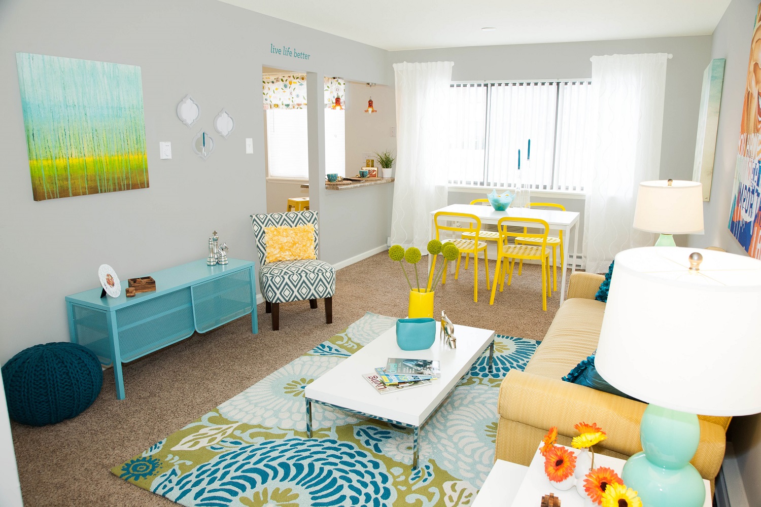 Kingston Square Apartments Image 6