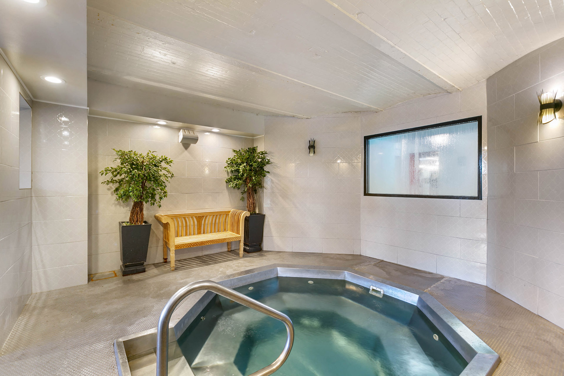 Alden Park Luxury Apartments Image 35