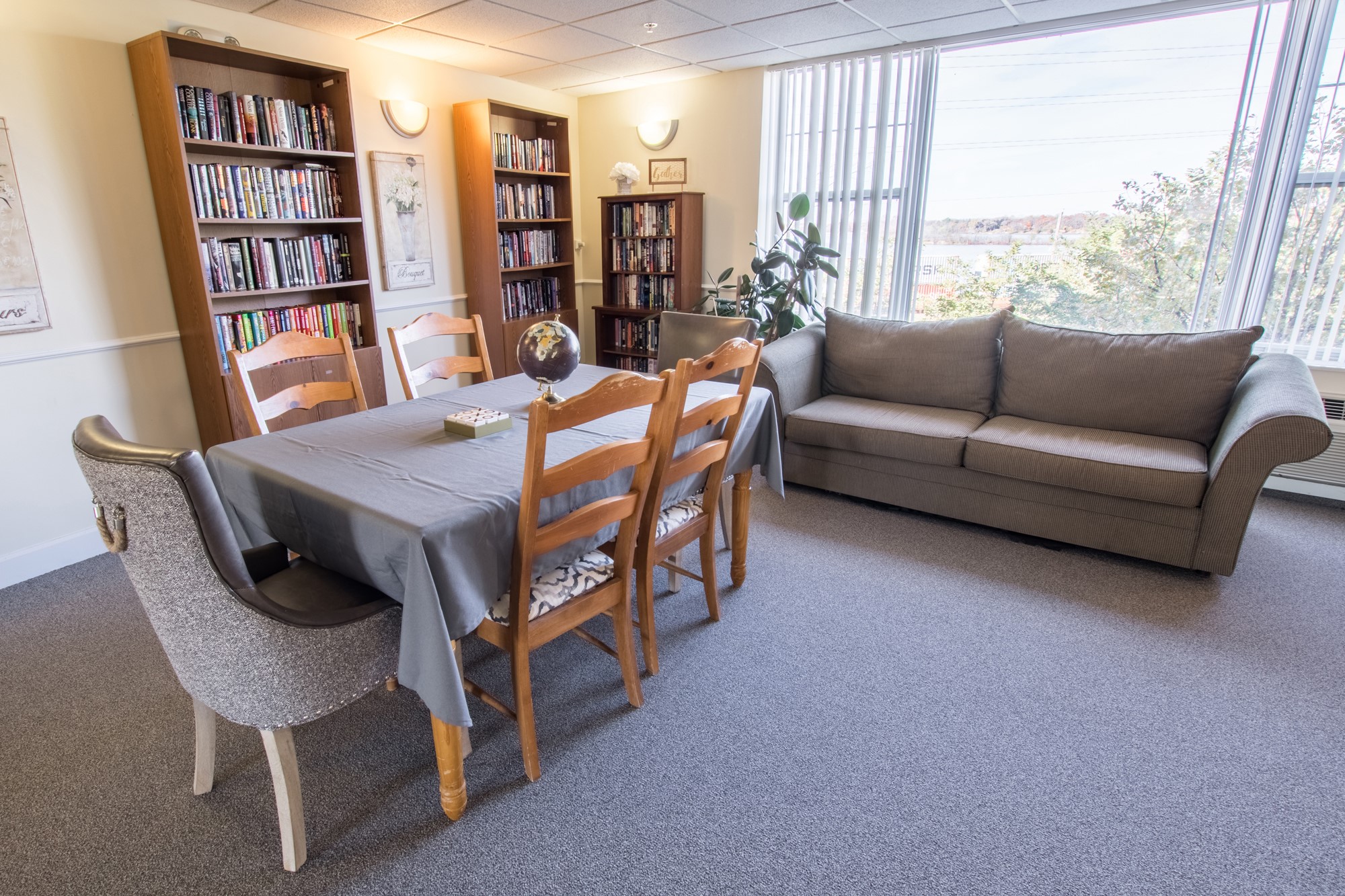 Lakewood Tower Image 7