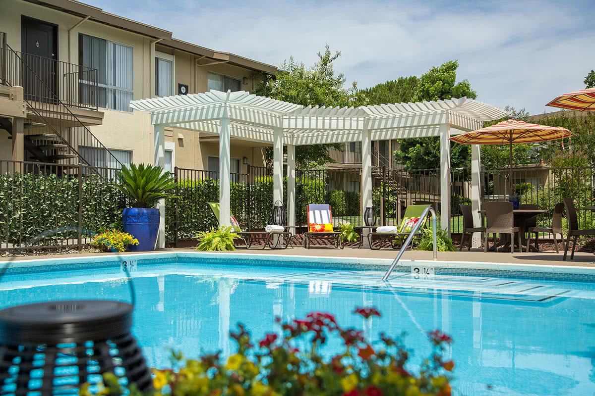 Abby Creek Apartment Homes, Carmichael - (see reviews, pics & AVAIL)