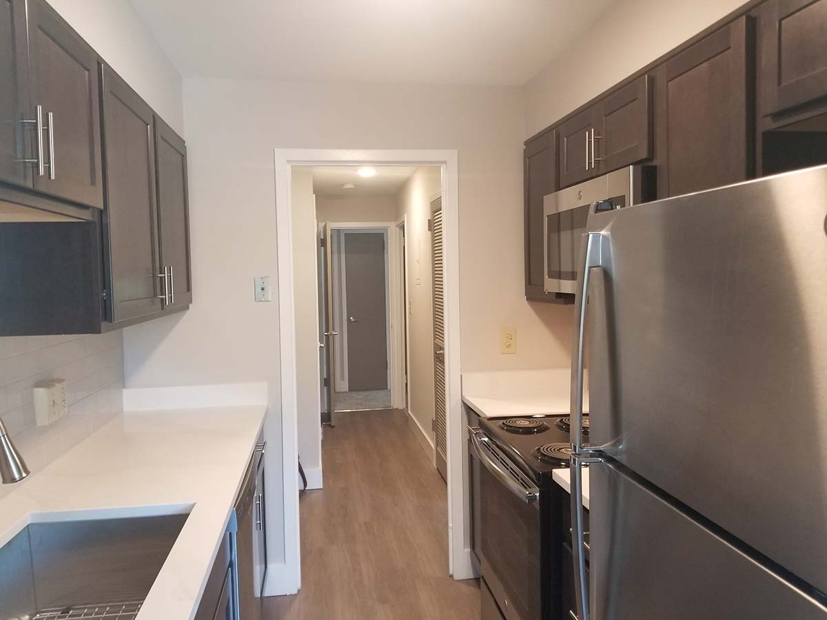 Waldorf Towers Apartments Image 15