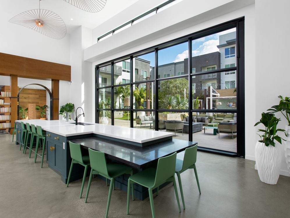 Building B resident lounge