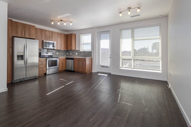 Radius Uptown Image 53