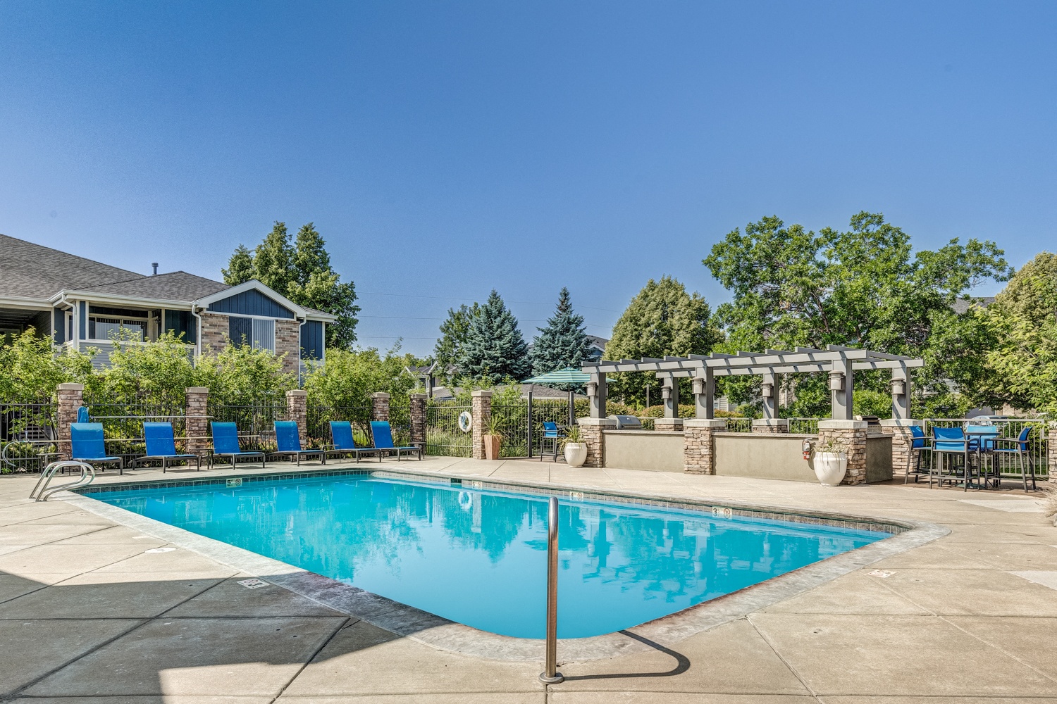 Pavilions at Silver Sage Apartments Image 1
