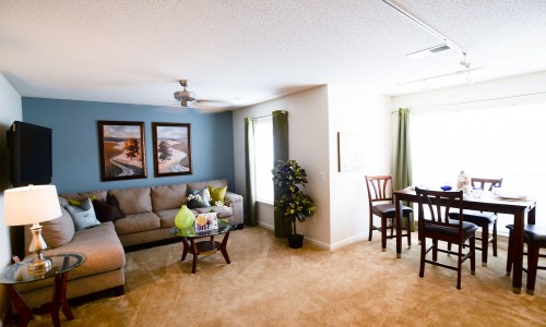 The Lodge at Lakeshore Image 4