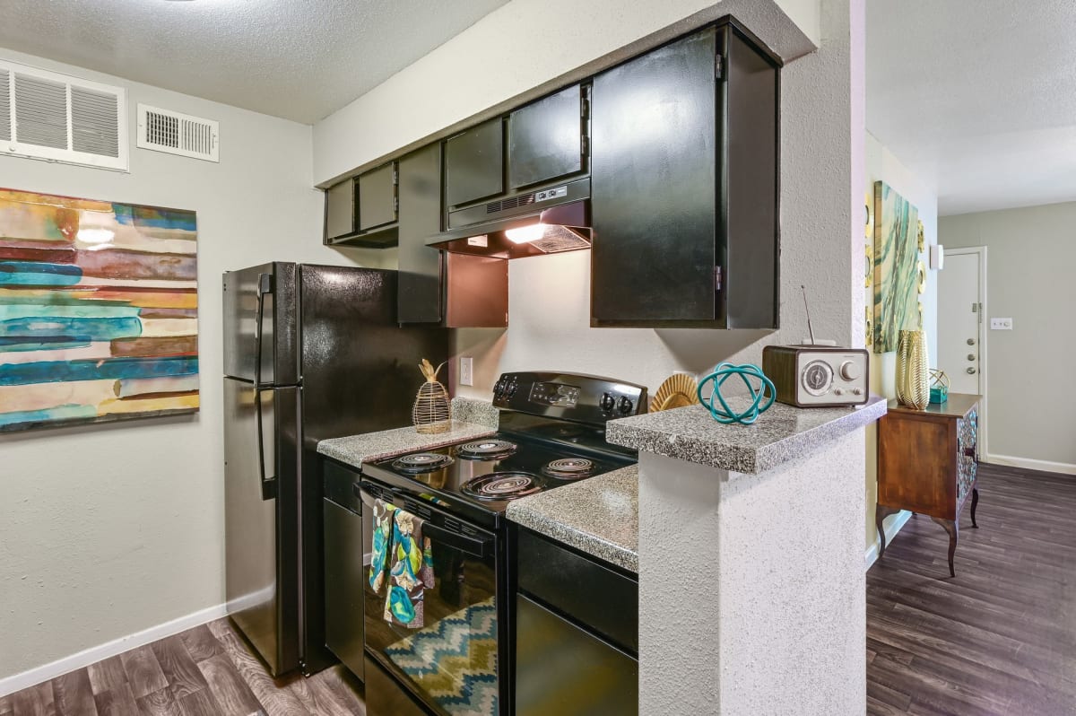 Bear Creek Crossing Image 8