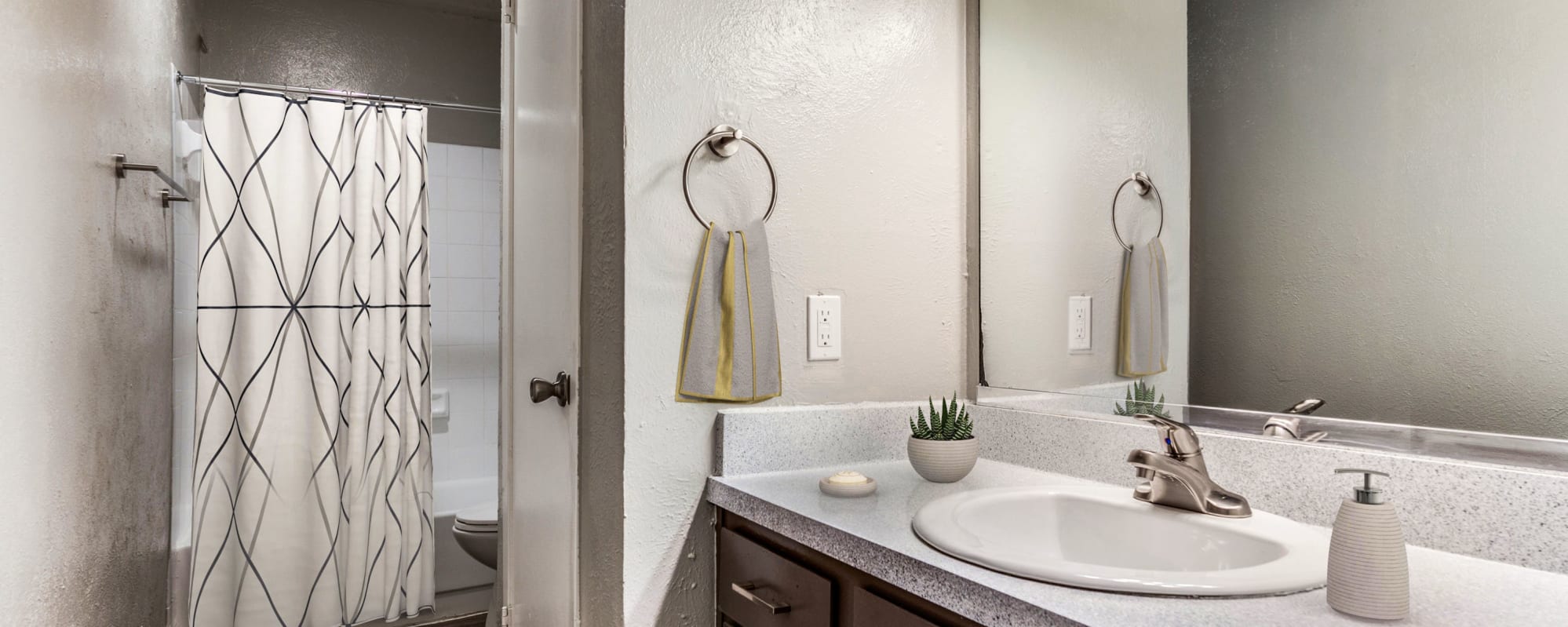 Shadow Ridge Image 4