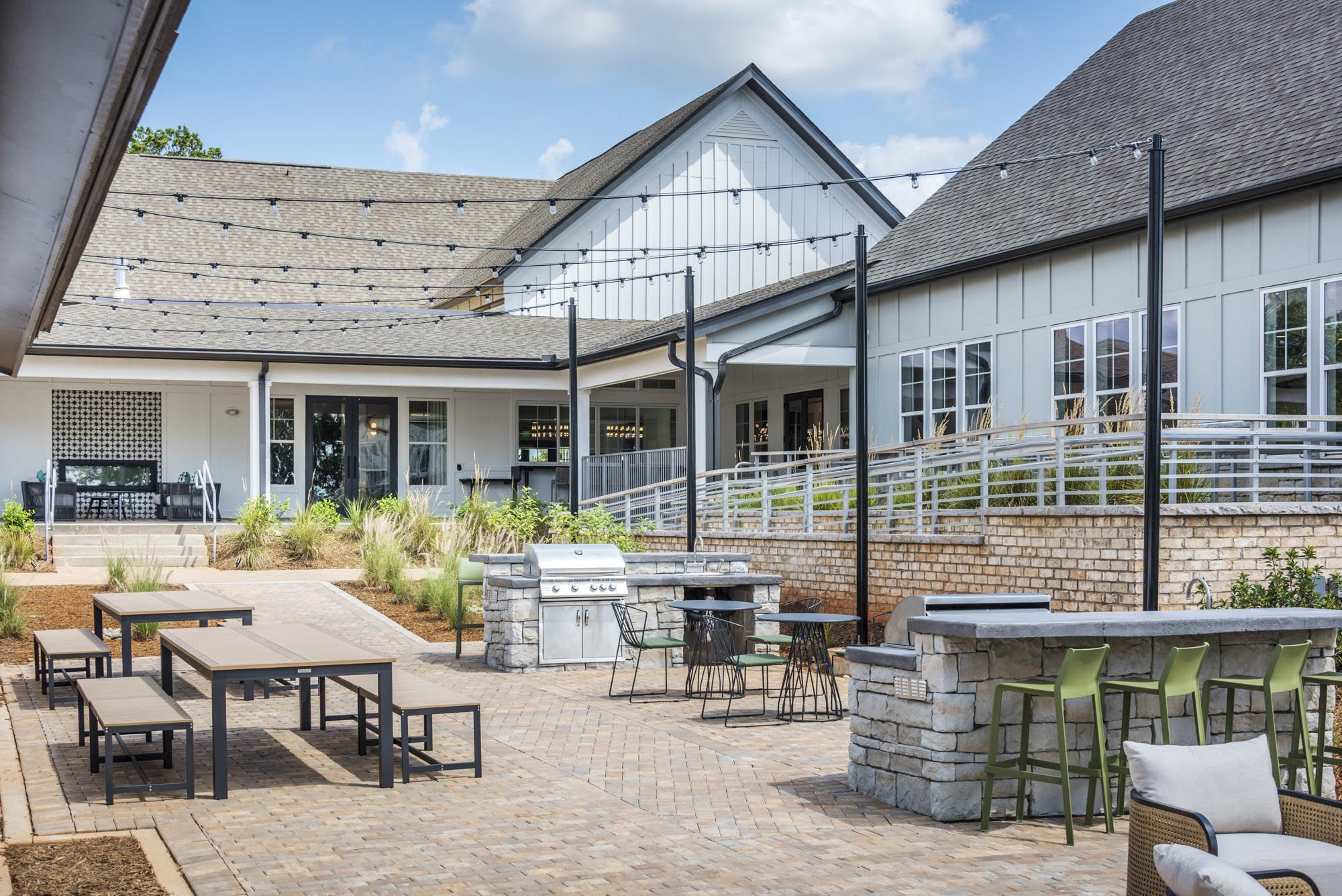 The Collins Apartments Image 22