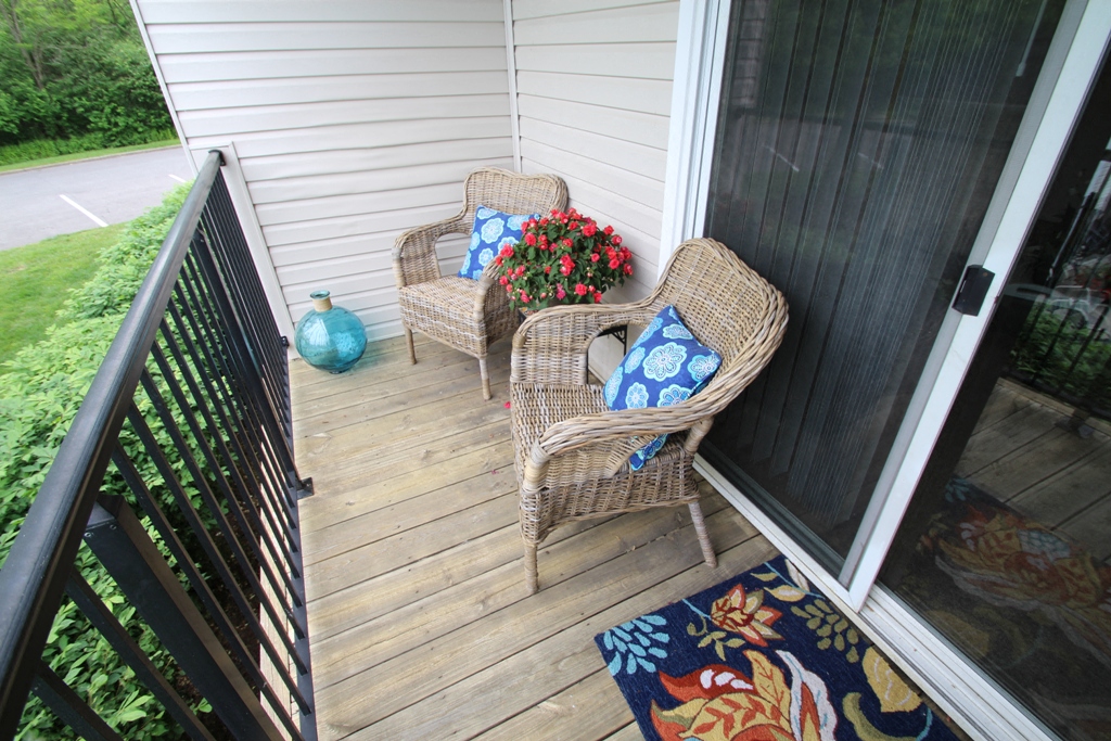 Deer Hill Image 41