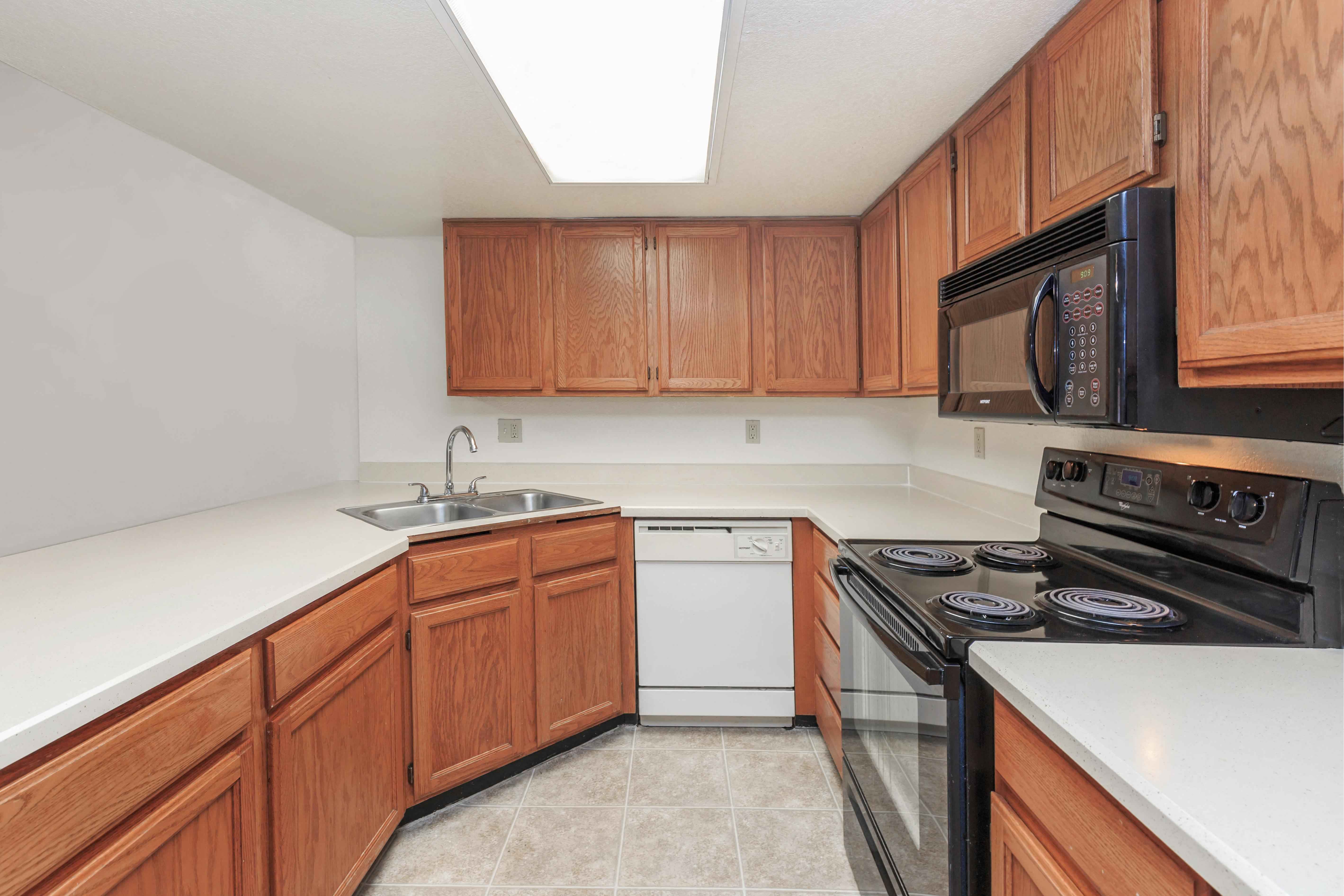 Catalina Crossing Apartments Image 6