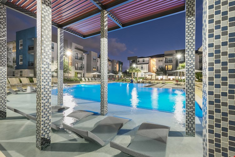 Windsor Republic Place Image 3