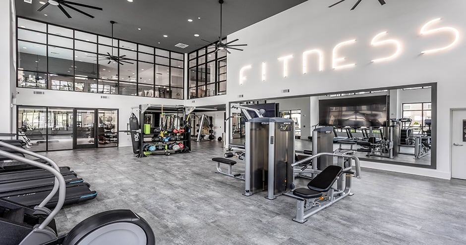 Aviation Crossing  Image 9