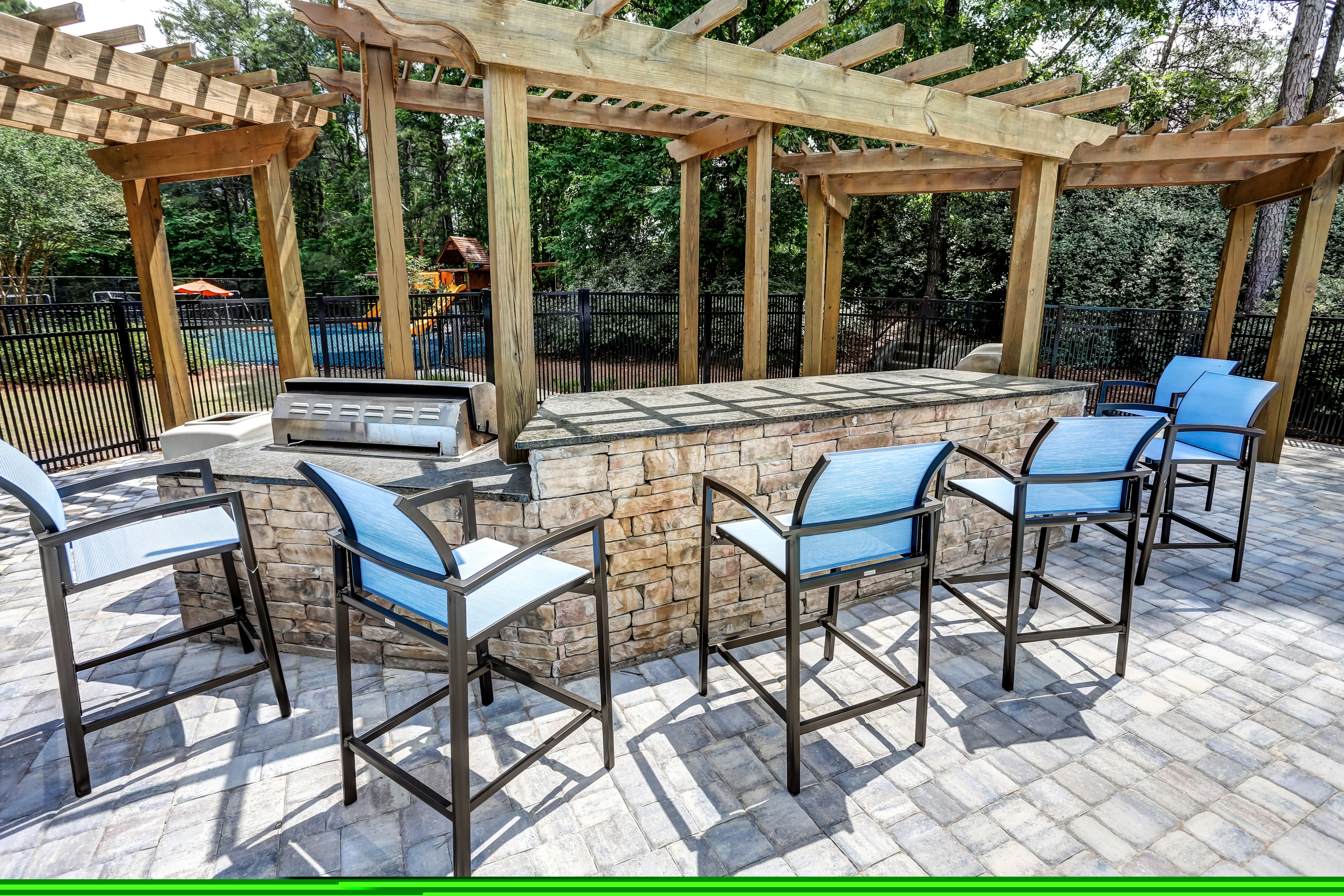 700 Riverchase Apartments Image 8