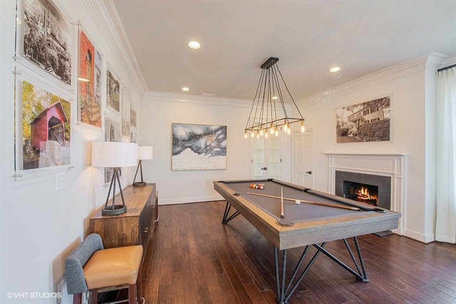 Residences at the Manor Image 8