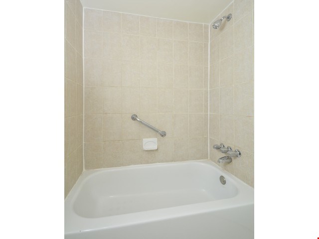 Fox Run 1 BR - Bathroom Tub