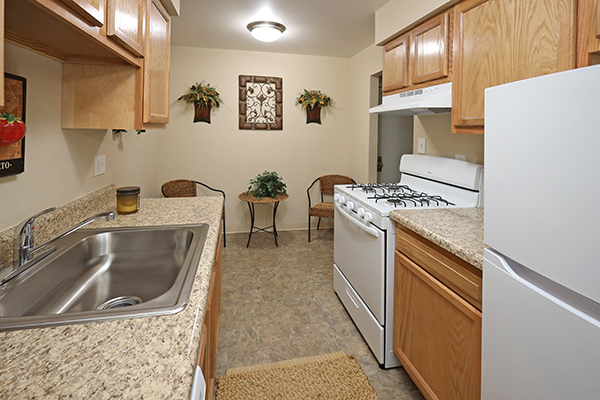 Willoughby Hills Towers Image 7