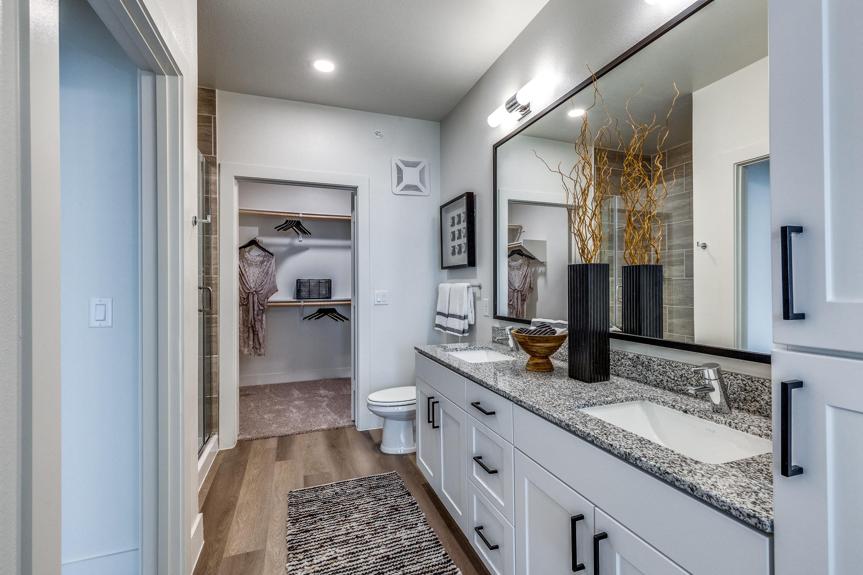 Aura Southgate Apartments Image 7