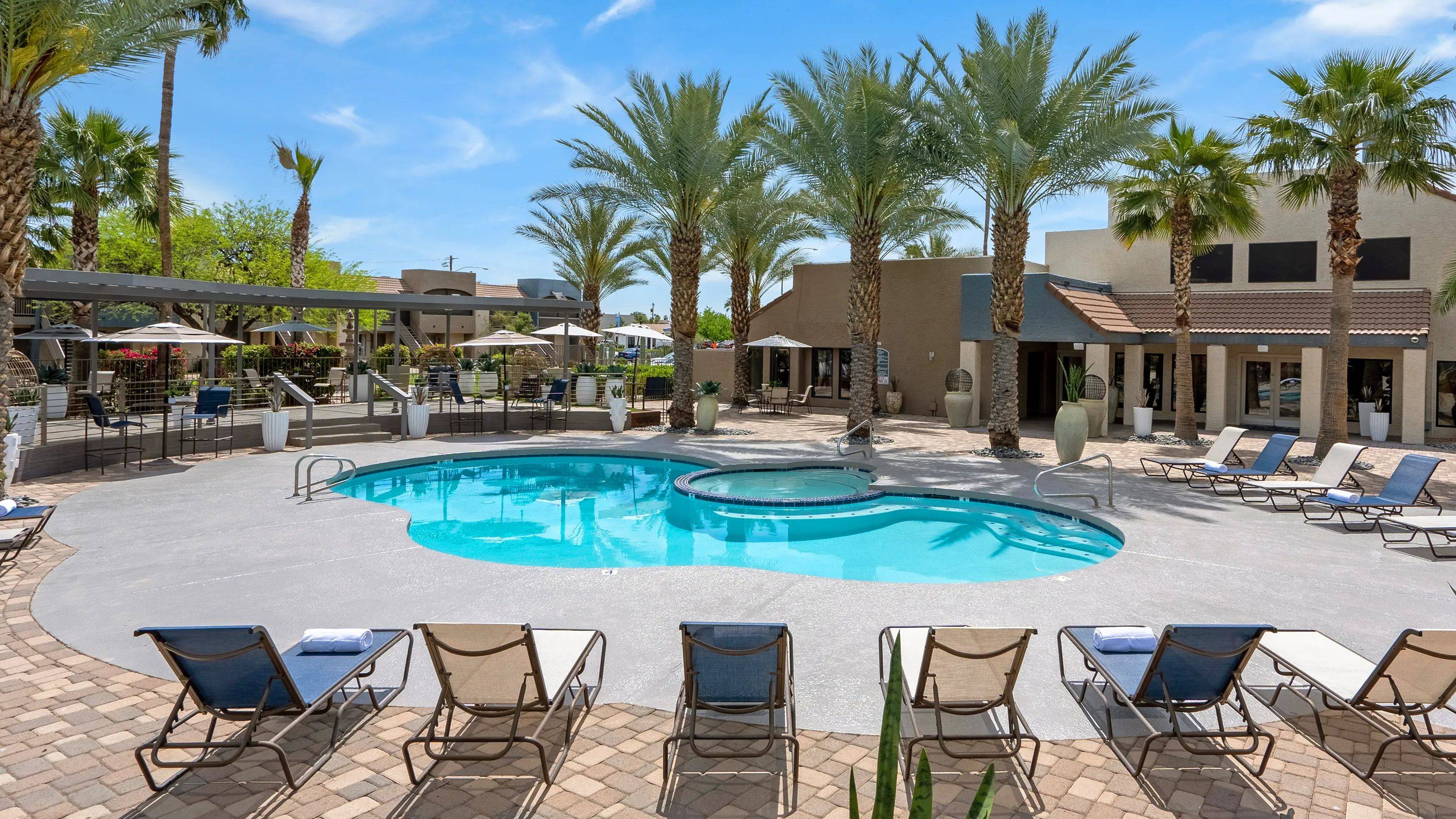 When you choose Level 550 apartments, you'll discover an enchanted desert retreat nestled in the heart of Mesa, Arizona. 