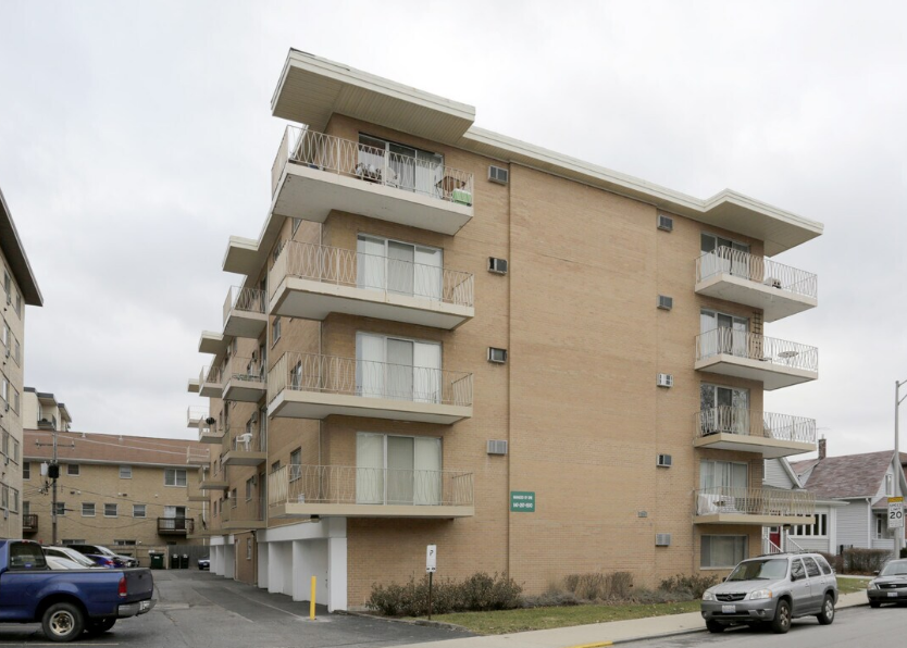 Circle Court Image 1