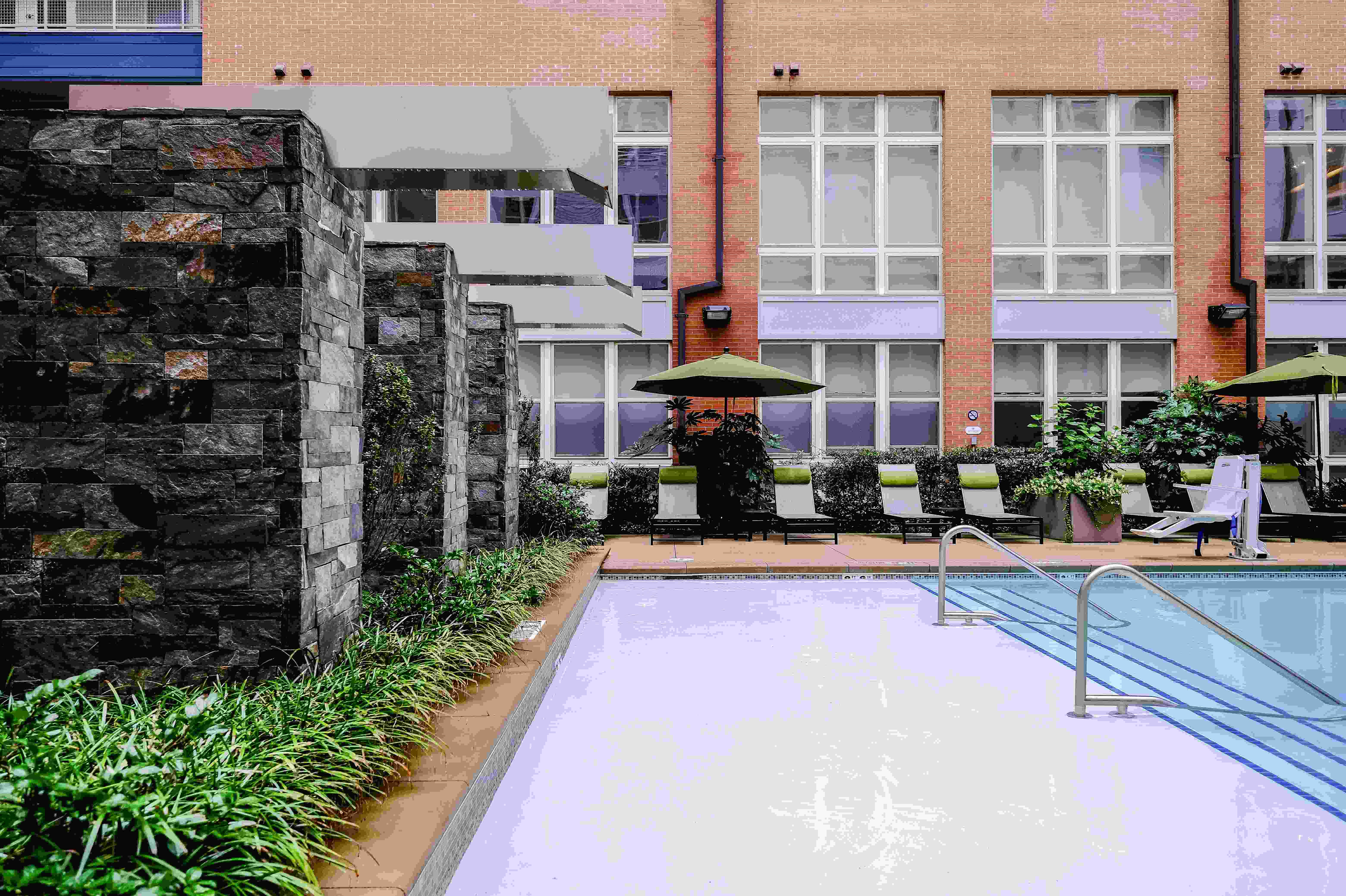 Berkshire Chapel Hill Image 50