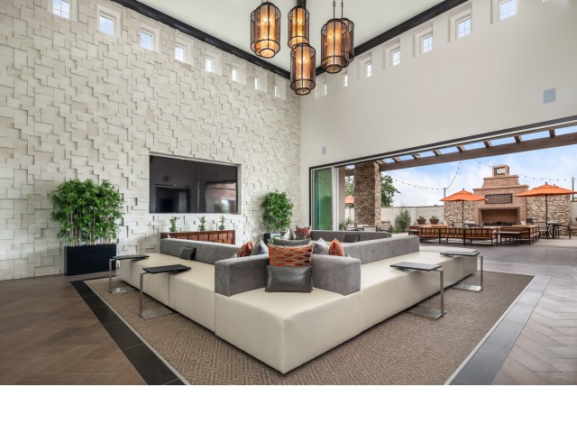 CasaLago Eastlake Image 17