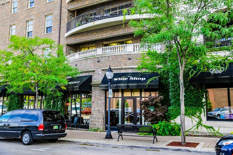 Hancock Square at Arlington Station Image 24